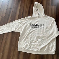 バレンシアガ メンズ パーカー 【FELPA】 CHALKY WHITE/BALENCIAGAの画像