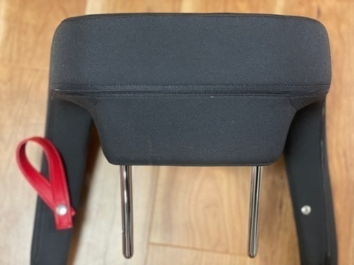 VW GOLF TOURAN チャイルド(キッズ)用　ヘッドレスト