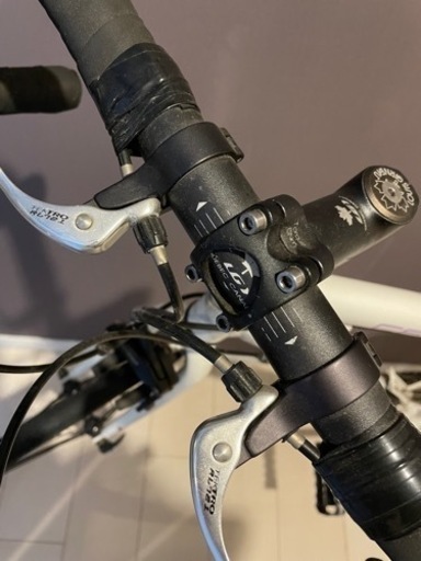 【引き取り決定　受付終了??‍♂️】ルイガノ (Louis Garneau)ホワイト　おまけ付き