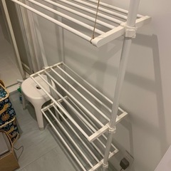 突っ張り棒ラックの画像