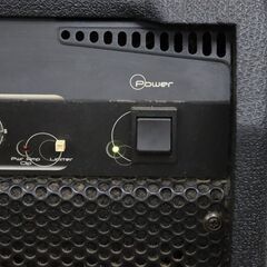 【ヤ取終了6/10】≪W994ジ≫通電OK Fender/フェンダー ベースアンプ Bassman100 Type:PR420 コンボアンプ 音響機器/オーディオ機器 難有り/現状品 の画像