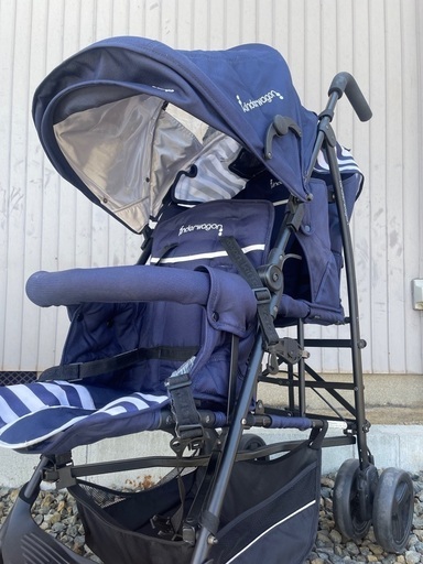 二人乗りベビーカー