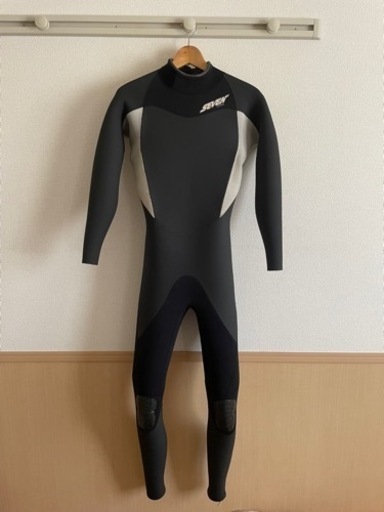 セミドライ　ウェットスーツ