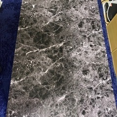 ローテーブル　大理石調の画像