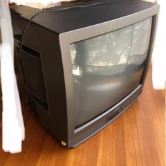 ビクター カラー ブラウン管テレビ　スイッチ入ります リモコンは...