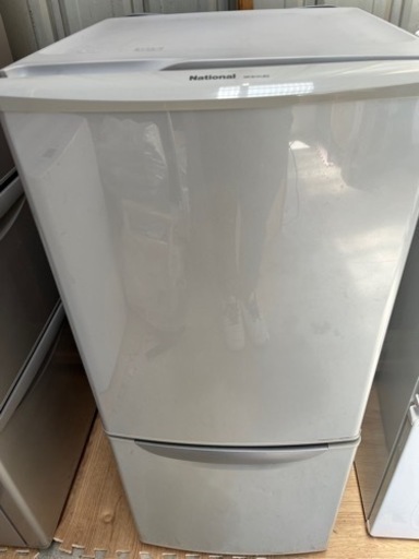 Nationalノンフロン冷蔵庫135l
