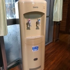 ウォーターサーバー本体