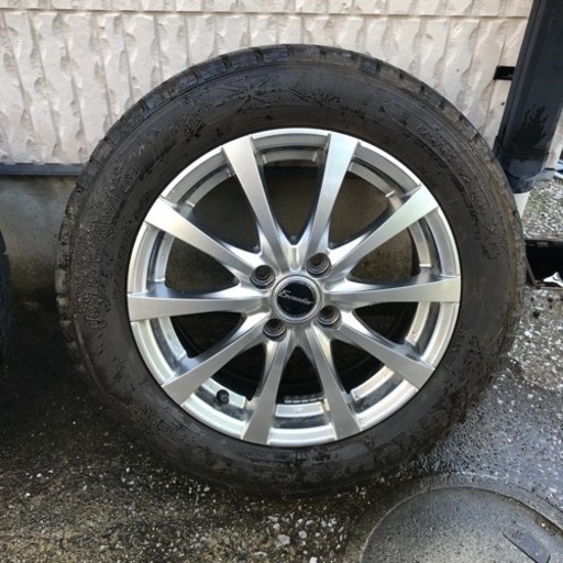 15インチスタッドレスタイヤホイールセット