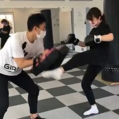 ボクシングミット打ち・ボクササイズ（出張あり）