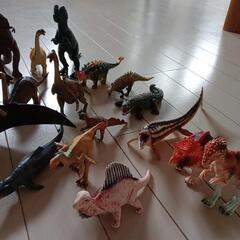【8月15日更新】恐竜フィギュアの画像