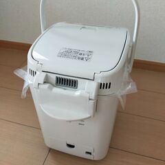 ☆取引中☆新品未使用☆ホームベーカリー Panasonic SD-MB1 -Wの画像