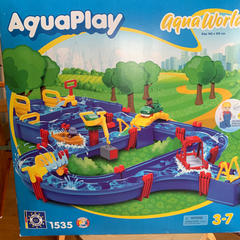 アクアプレイ　apuaplay ボーネルンド