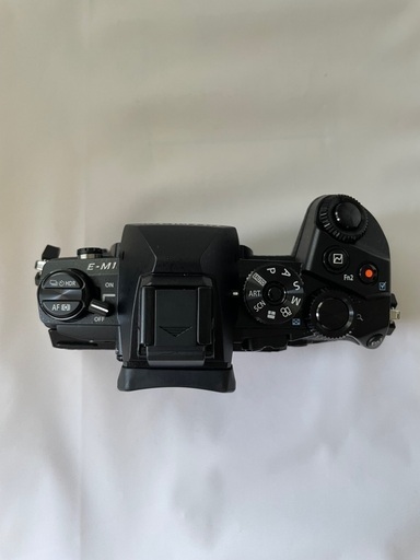 新品同様 ★ 撮影回数162回 OLYMPUS OM-D E-M1 12-40mm F2.8 PROレンズキット 極美品 ボディ