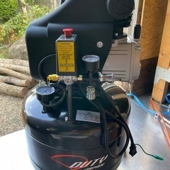 DUTY JAPAN コンプレッサー　横型３馬力４０Ｌ 作動品エ...