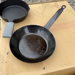 キャンプ　バーベキュー用　フライパン2個セットの画像