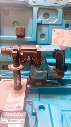 makita 18V ハンマードリルHR244