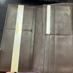 バレンティノ長財布の画像