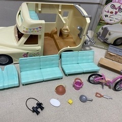 【sold】シルバニアファミリー　みんなでおとまりキャンピングカーの画像