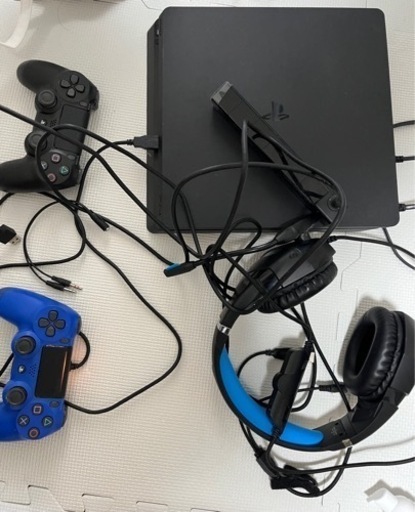 PS4 CUH-2200A B01 500GB