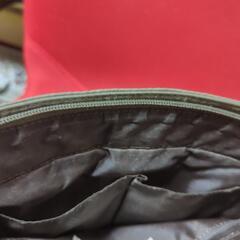 カーキ×ピンク　ショルダーバックの画像