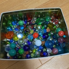 ビー玉、スーパーボール