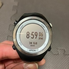 ランニングGPSウォッチ3000円→2000円の画像