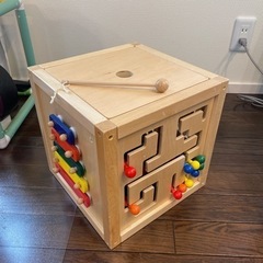 知育玩具　木のおもちゃの画像