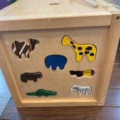 知育玩具　木のおもちゃの画像