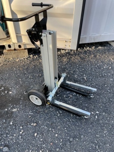 ハンド　リフト　取り引き中