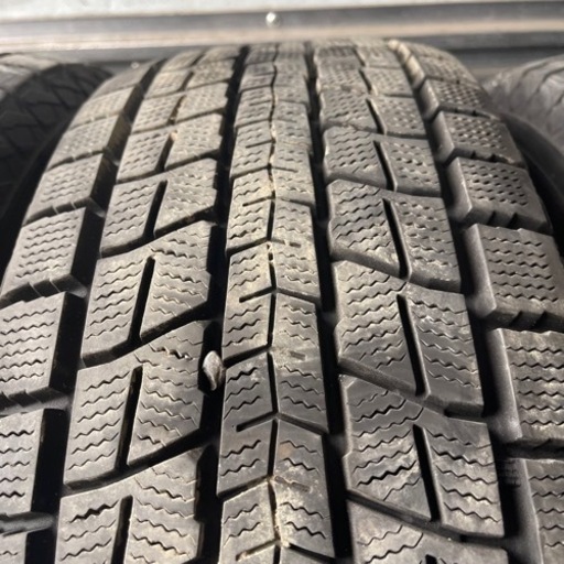 バリ山　DUNLOP SJ8 225/65R17 スタッドレス  タイヤ　2017年製　17インチ