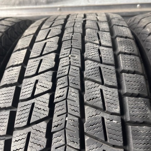 バリ山　DUNLOP SJ8 225/65R17 スタッドレス  タイヤ　2017年製　17インチ