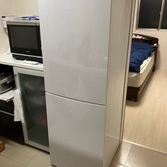 一人暮らし　2枚扉冷蔵庫（サイズ大きめ）　簡易クリーニング済み　美品