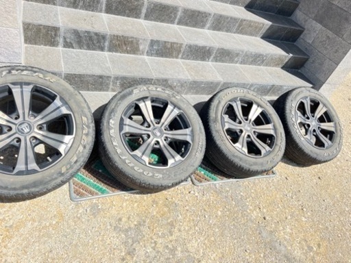 ハイエース純正ホイール