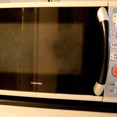 東芝 電子レンジ　2011年製
