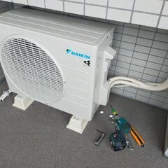 完了　新品ダイキン 2023 年 S223ATES 2.2kw6-8畳用　ストリーマ空気清浄の画像