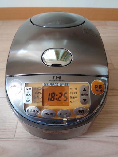 5.5合炊き　IH炊飯器　(ZOJIRUSHI, NP-VA10)