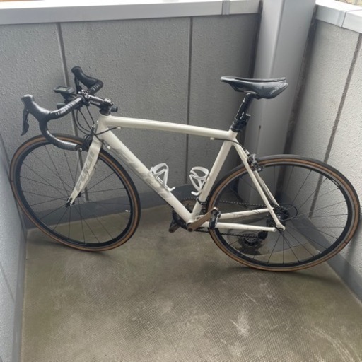 ロードバイク FUJI ROUBAIX CUSTOM 2014