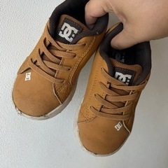 DCシューズ