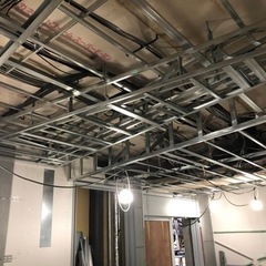 内装仕上げLGS・PB月給25万〜45万正社員・社会保険・有給休暇の画像