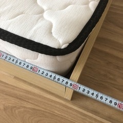 セミダブルのベット　値下げしました！　早い者勝ちですの画像