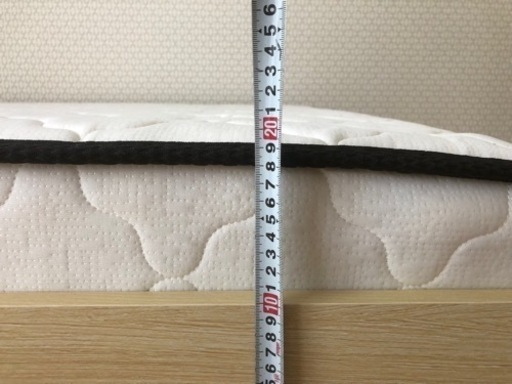 セミダブルのベット　値下げしました！　早い者勝ちです