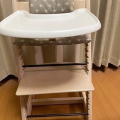 【決まりました】ストッケ　椅子　ワイト　トリップトラップ ベビーセット トレイ 付き 木製