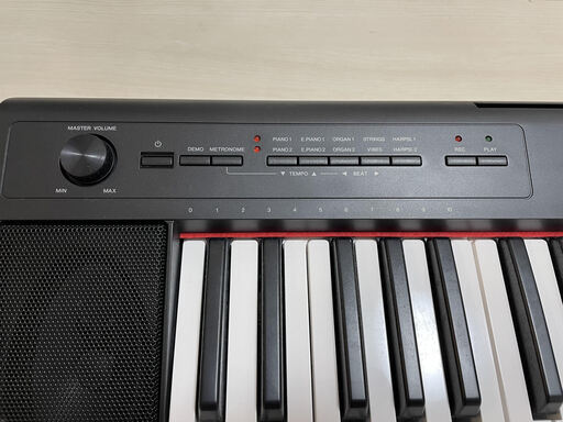 Yamaha Keyboard Piaggero NP 12B