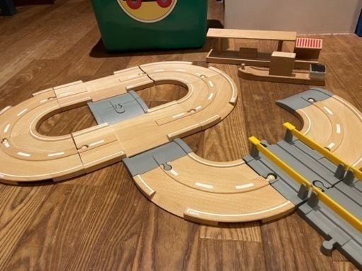 【値下げ】BRIO  レール、車両など