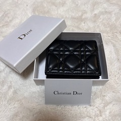 極美品　Dior ディオール　財布　二つ折り　M26 価格大幅値下げ【DIOR】ディオール二つ折り財布