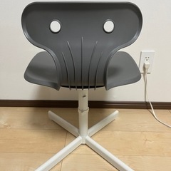 IKEA チェアの画像