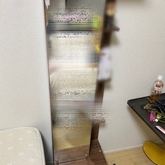 鏡付き物置