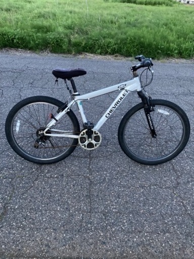 シボレークロスバイク変速機能付き！！なかなかカッコいいです^ - ^すぐ乗れます