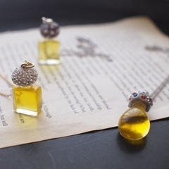 香りを纏うアクセサリー作り〜アロマペンダント〜の画像