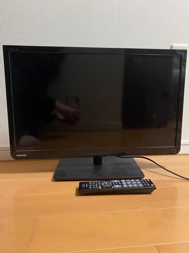 TOSHIBA 東芝　液晶テレビ　23型